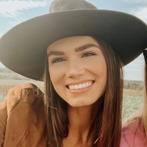 Meet your Posher, Miranda